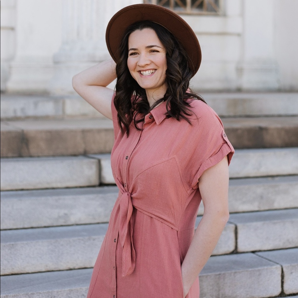 Meet your Posher, Eva